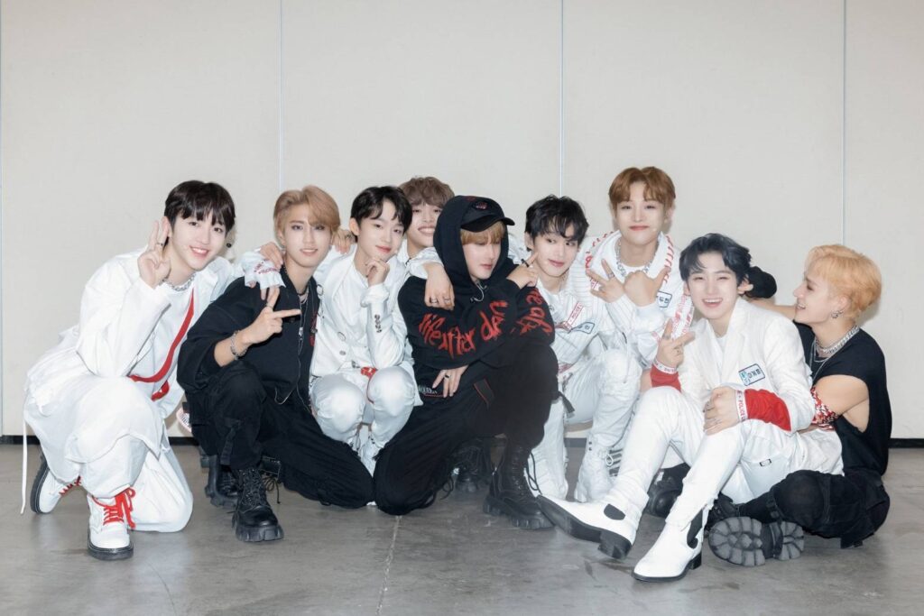 StrayKids(スキズ)バンチャン・KickFlipゲフン画像