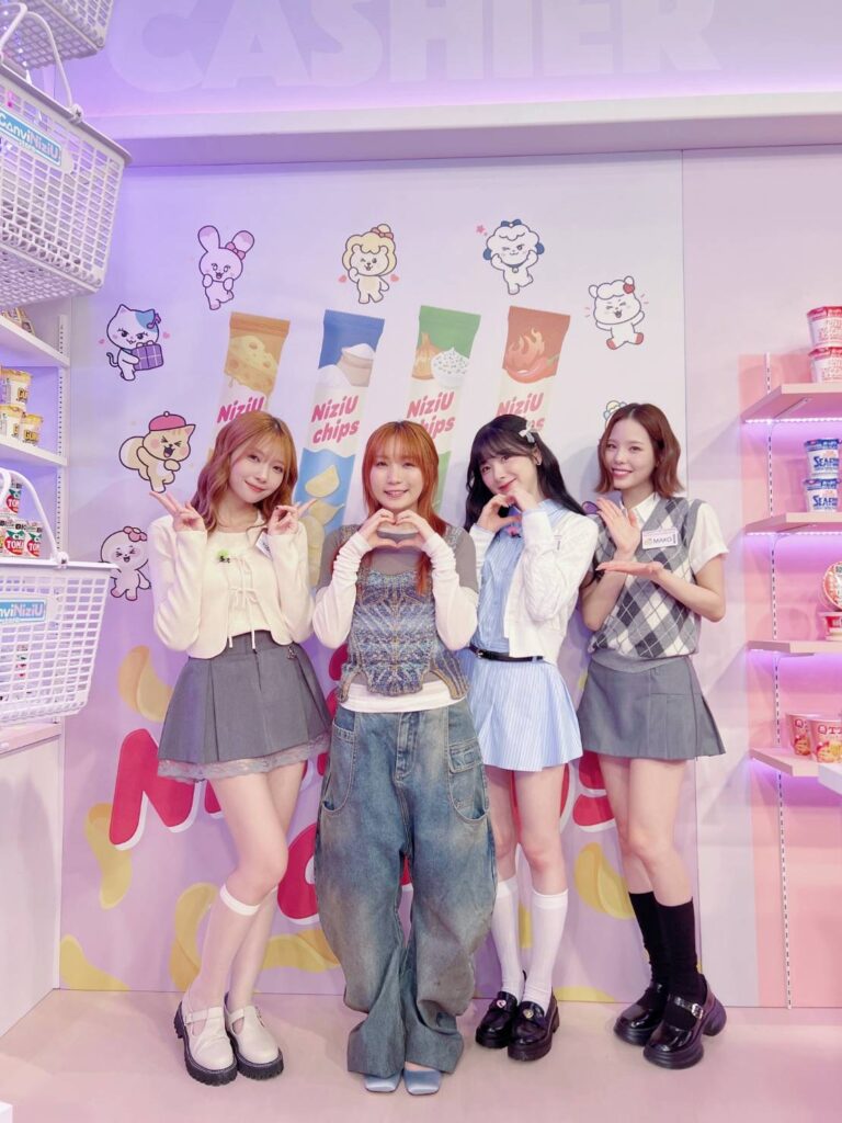 ConviNiziU画像（NiziU・幾田りら）