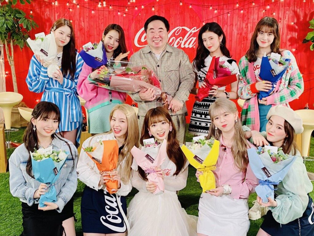 NiziU・ドランクドラゴン塚地（画像）