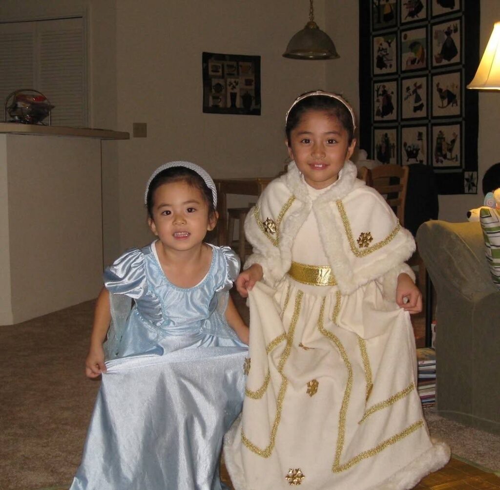 LESSERAFIM（ルセラフィム）ユンジン&妹レイチェル画像