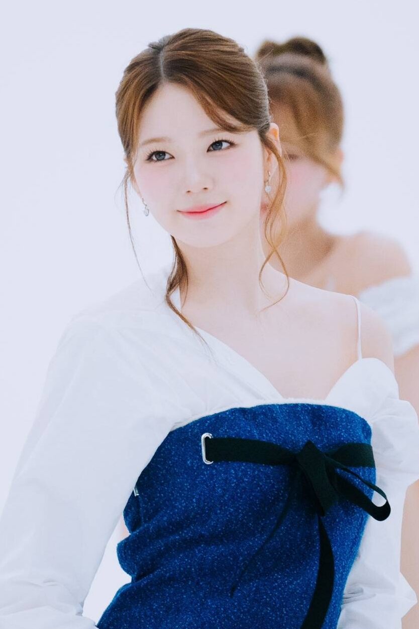 NiziUアヤカ画像